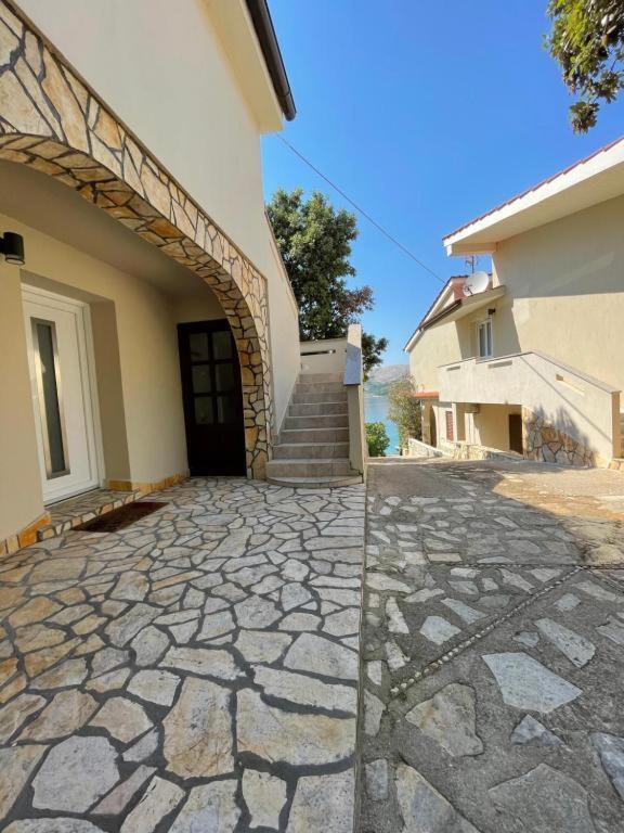 Bellevue Rooms Stara Baška Eksteriør bilde
