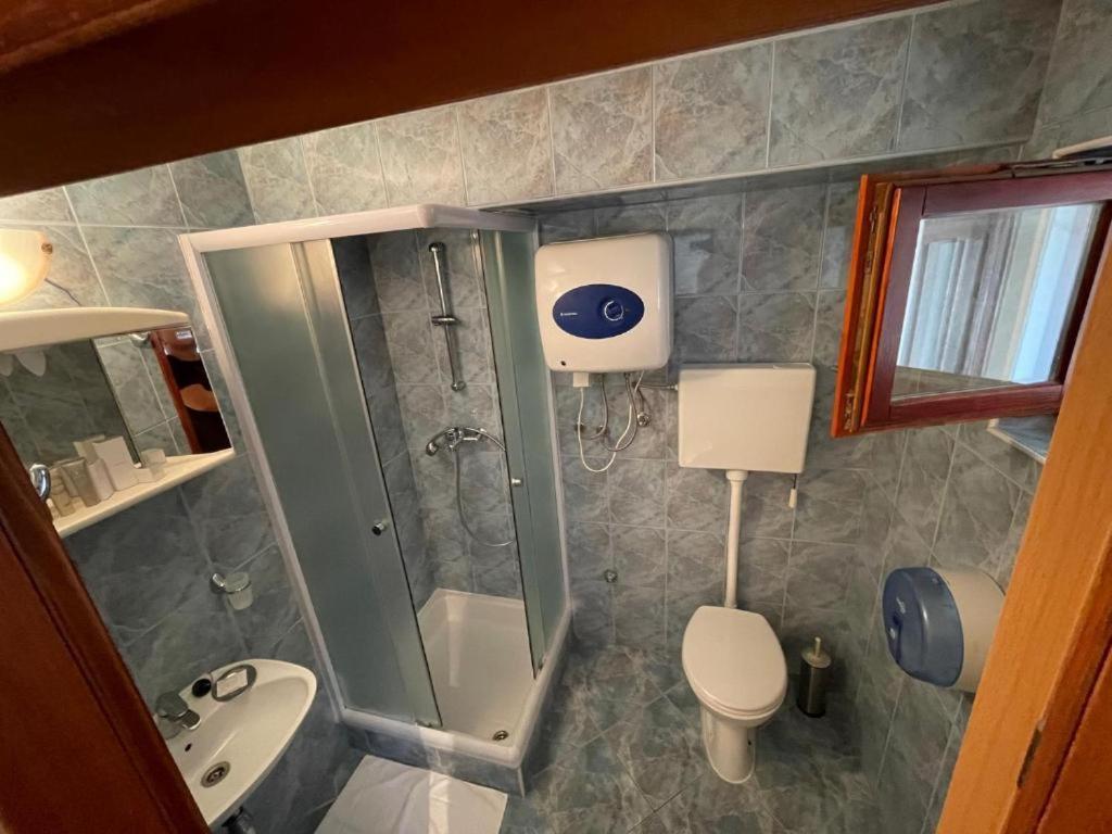 Bellevue Rooms Stara Baška Eksteriør bilde