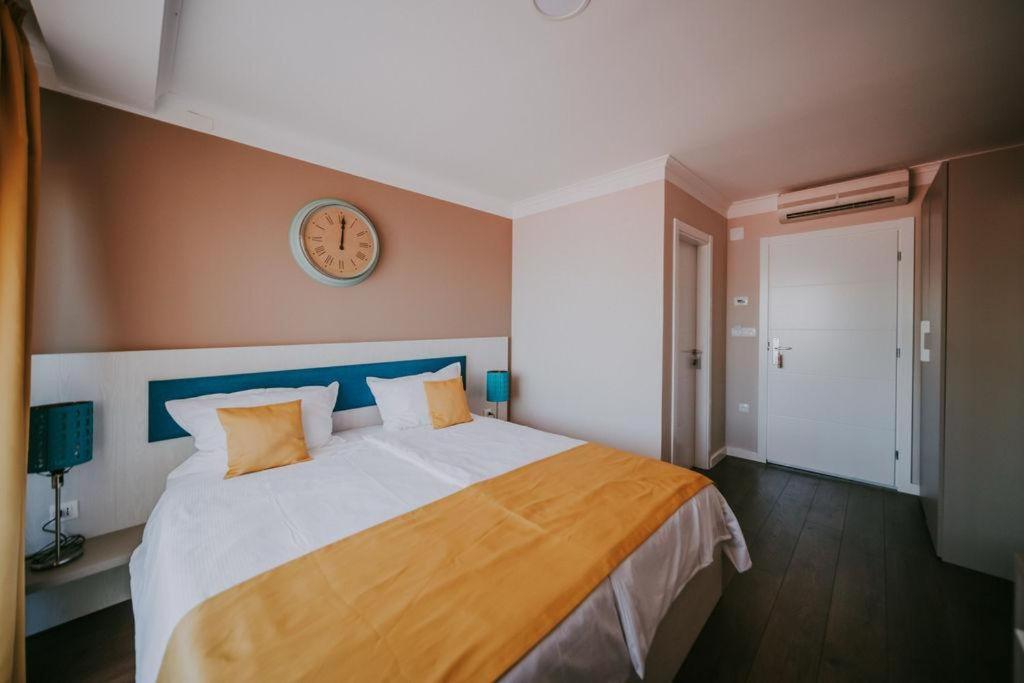 Bellevue Rooms Stara Baška Eksteriør bilde