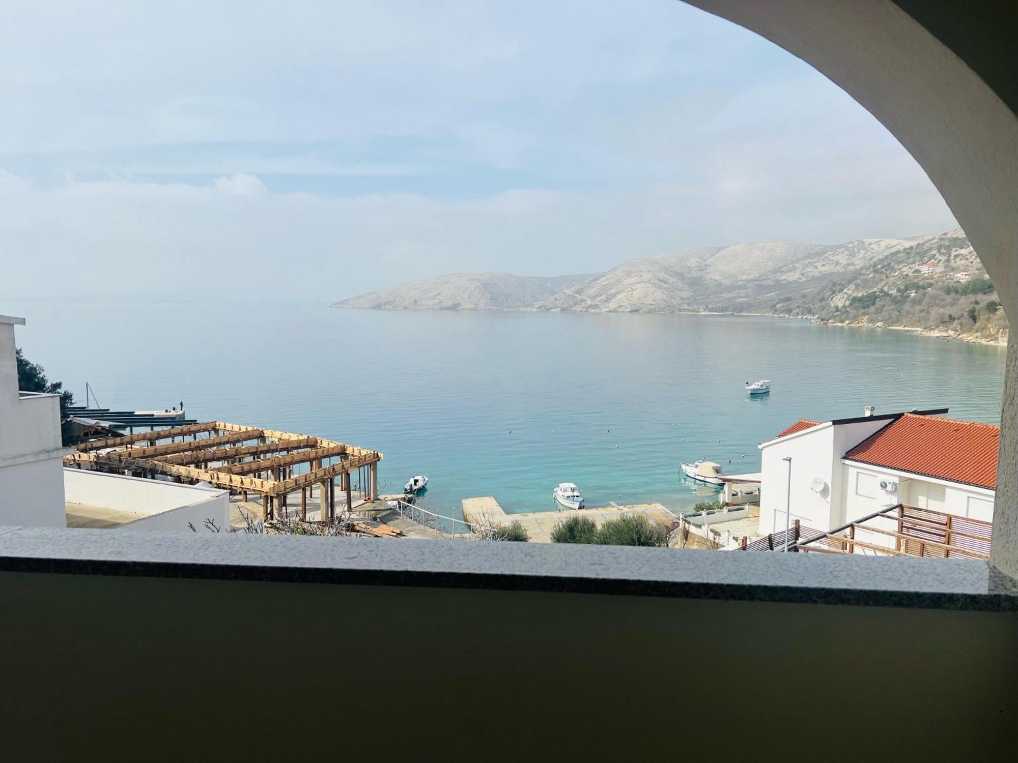 Bellevue Rooms Stara Baška Eksteriør bilde